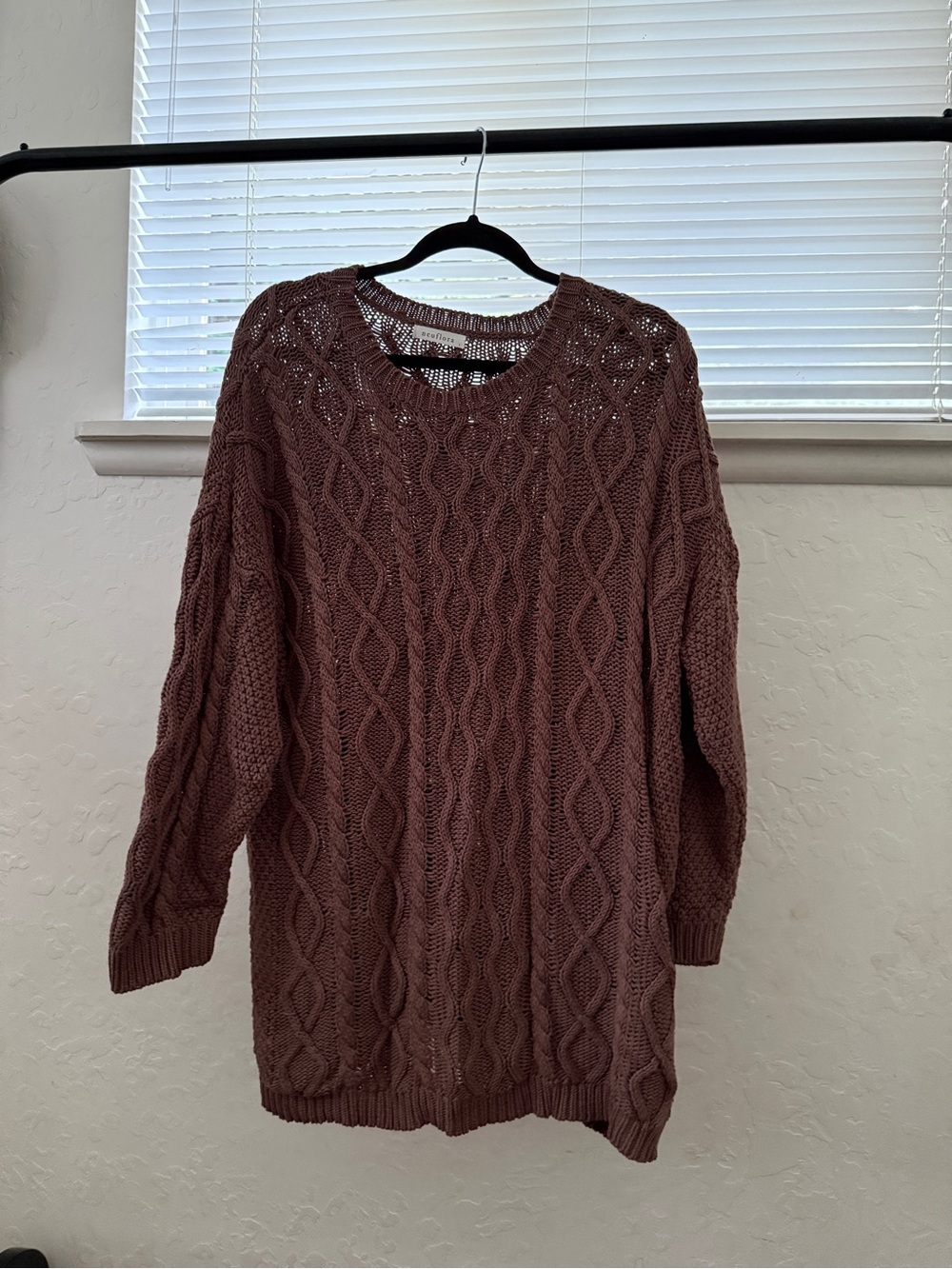 Neuflora cozy cable knit oversized sweater in fawn brown